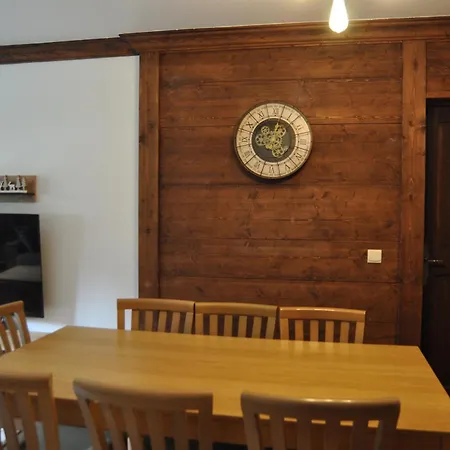 Arc 1950 2bdrm 6/8 Guests Ski-in/out Pool+jacuzzi Διαμέρισμα Les Arcs (Savoie)